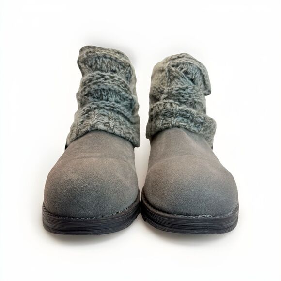 MukLuk Womens Gray Booties Size 7 Gray Sweater Tops Slip On Gently Used - Picture 2 of 9